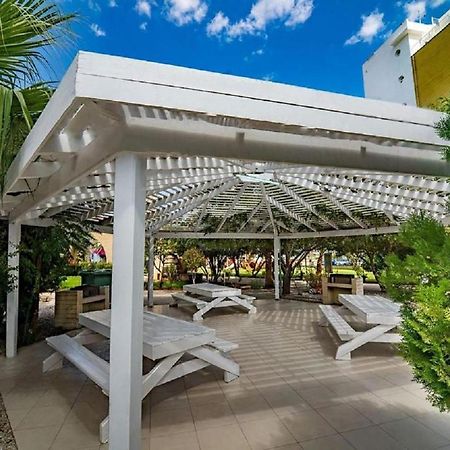 Tiberius Pool Apartments In Caesar Resort & Spa Trikomo Εξωτερικό φωτογραφία